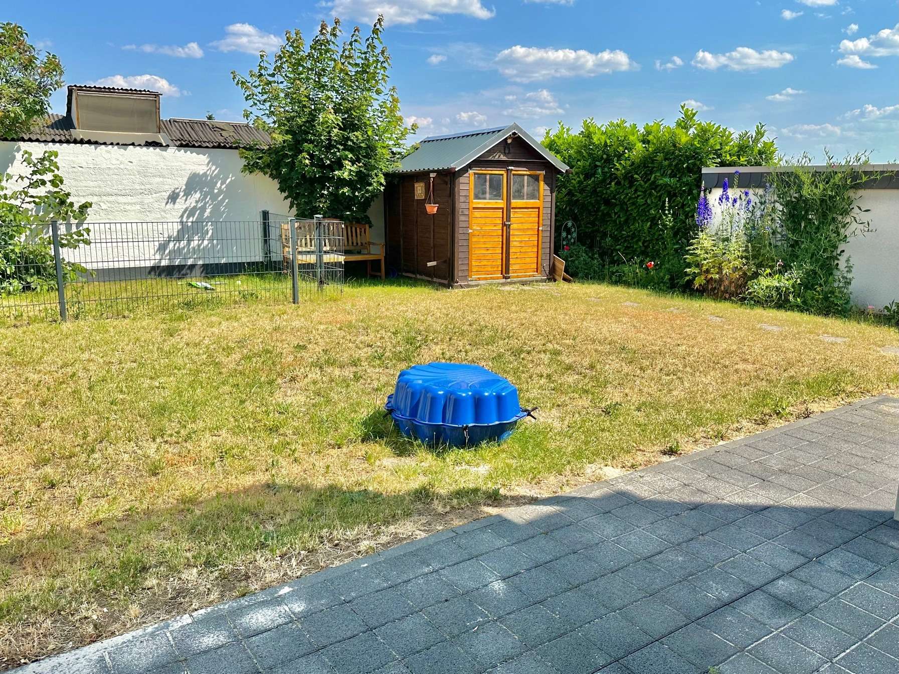 Barrierefreie Wohnung mit eigenem Garten